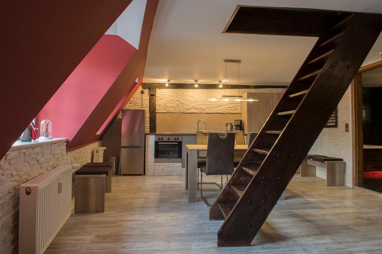 Alma Apartment *